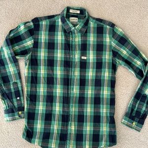 Mens soft light weight cotton button down like new